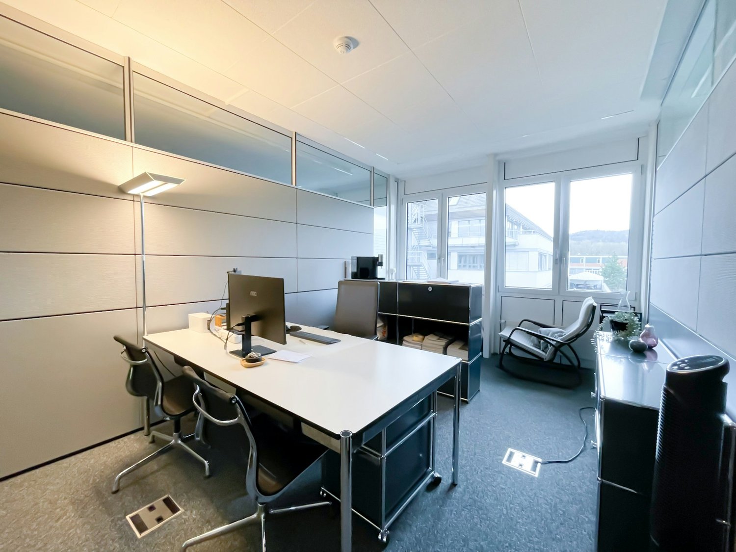 25m² office