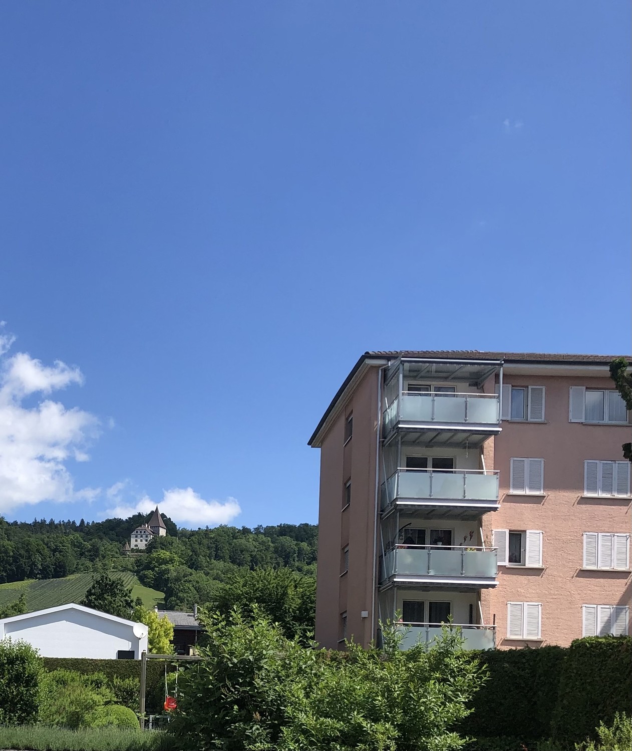 Camera in un appartamento condiviso