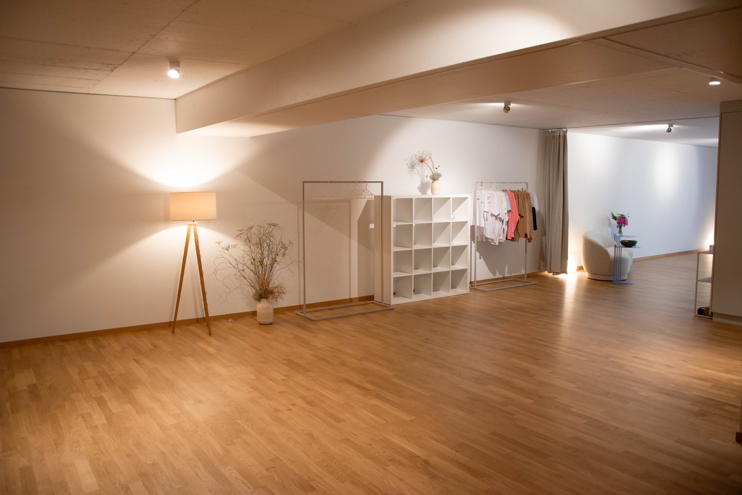 164m² commercial