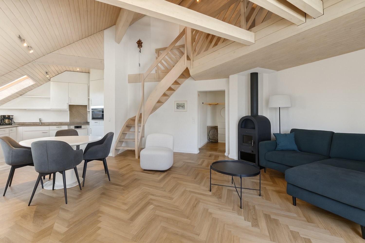 4 ½ locali appartamento in mansarda