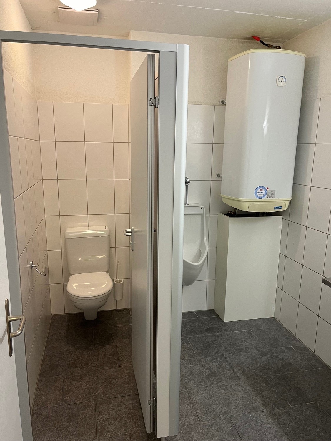 ufficio di 63-63m²