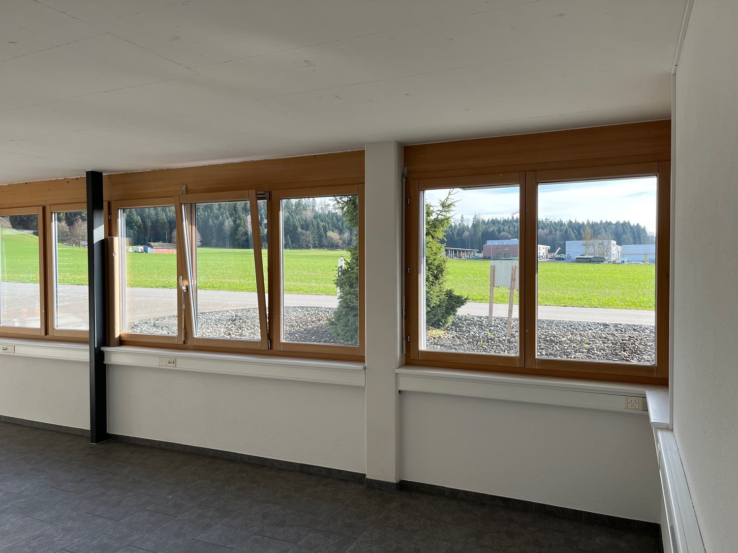 ufficio di 63-63m²