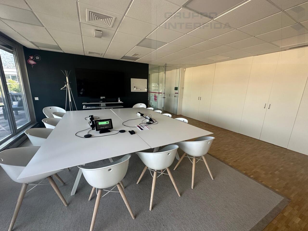 313m² ufficio