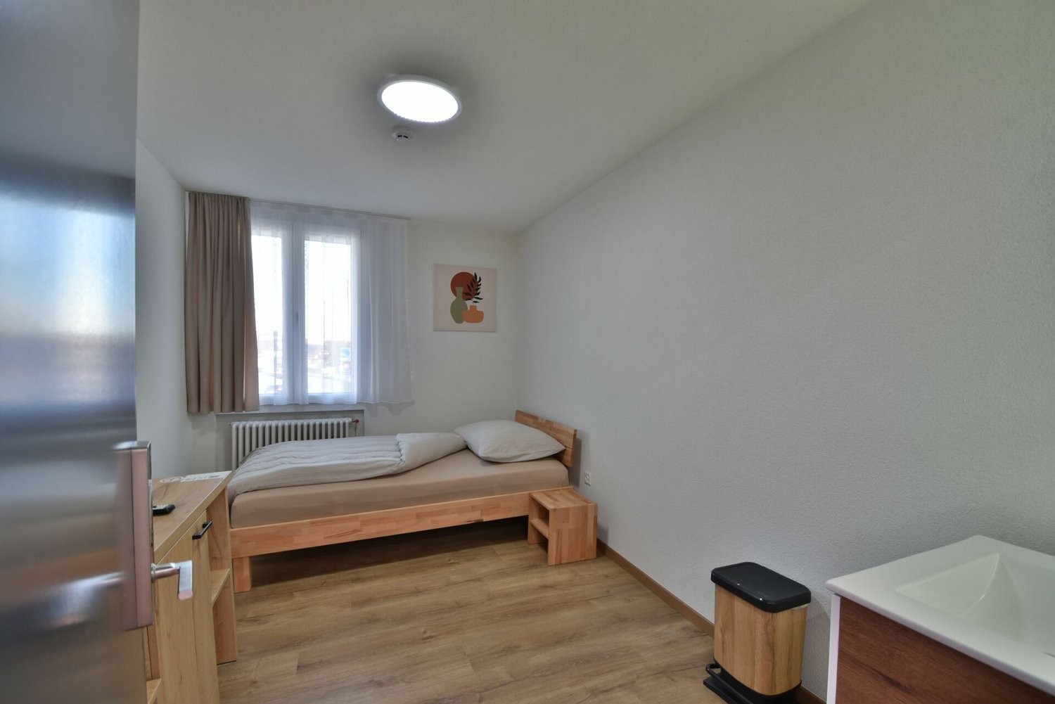 1 room single room