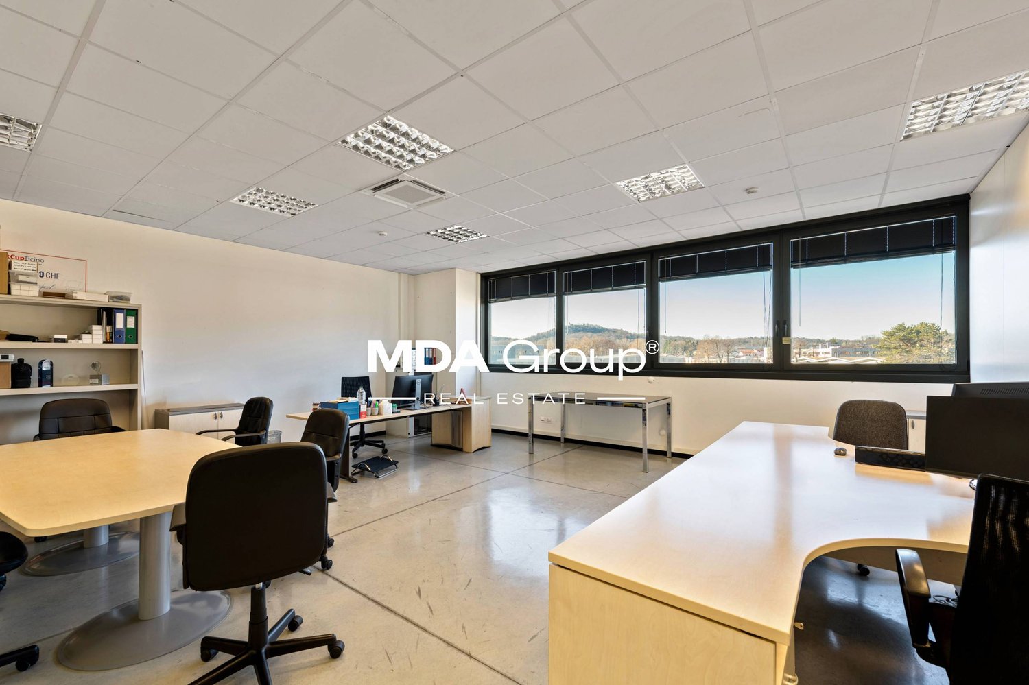 1450m² office