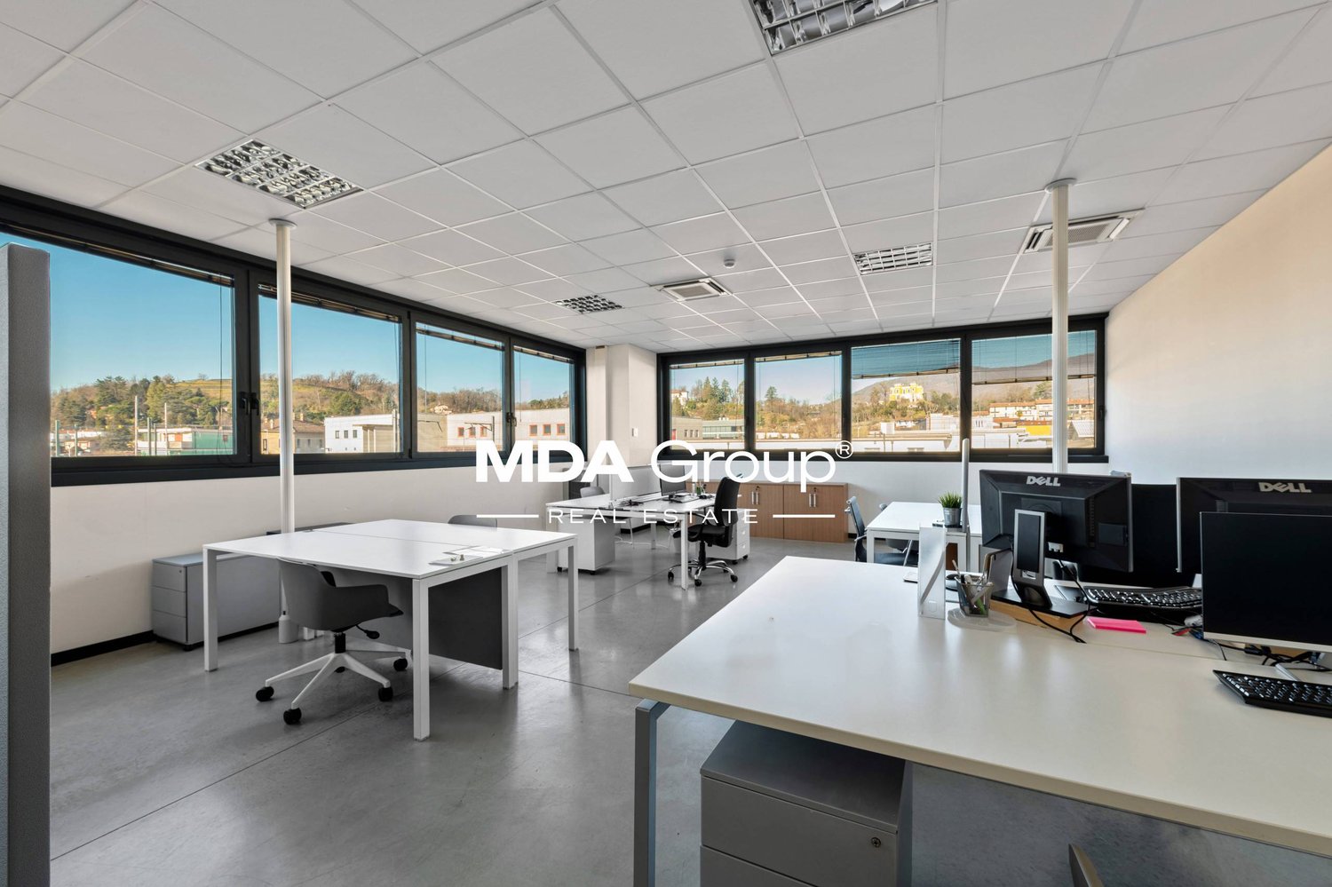 1450m² office
