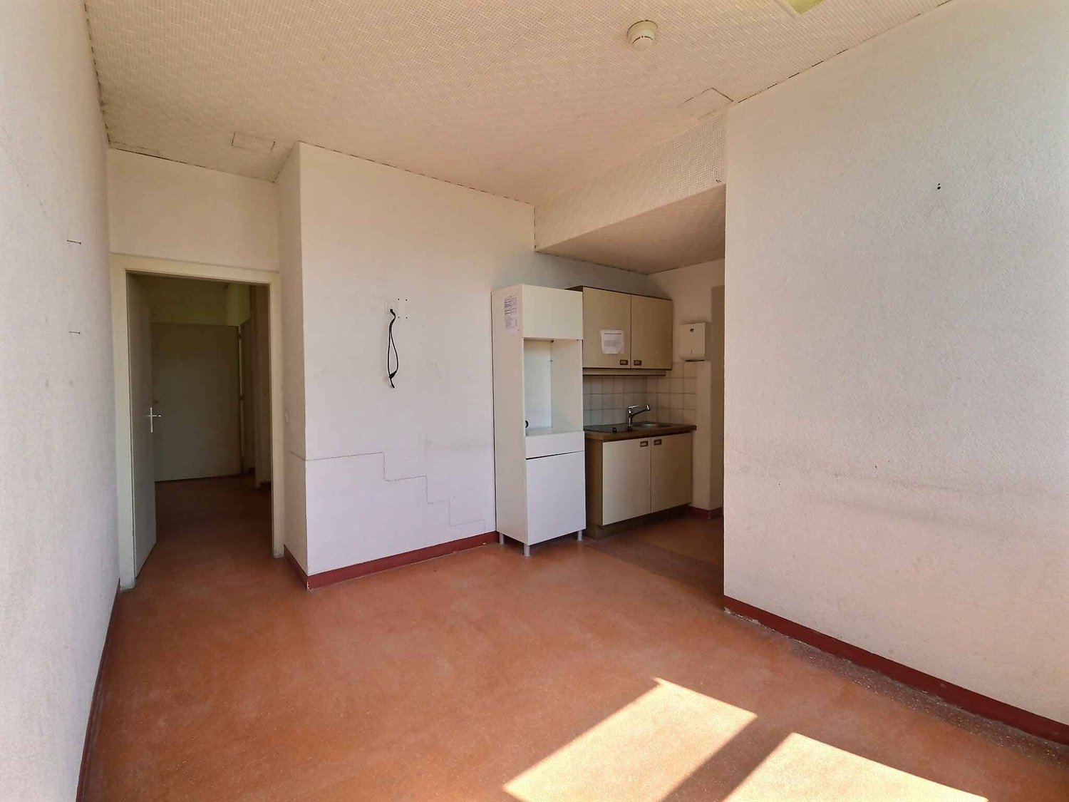 243m² commercial