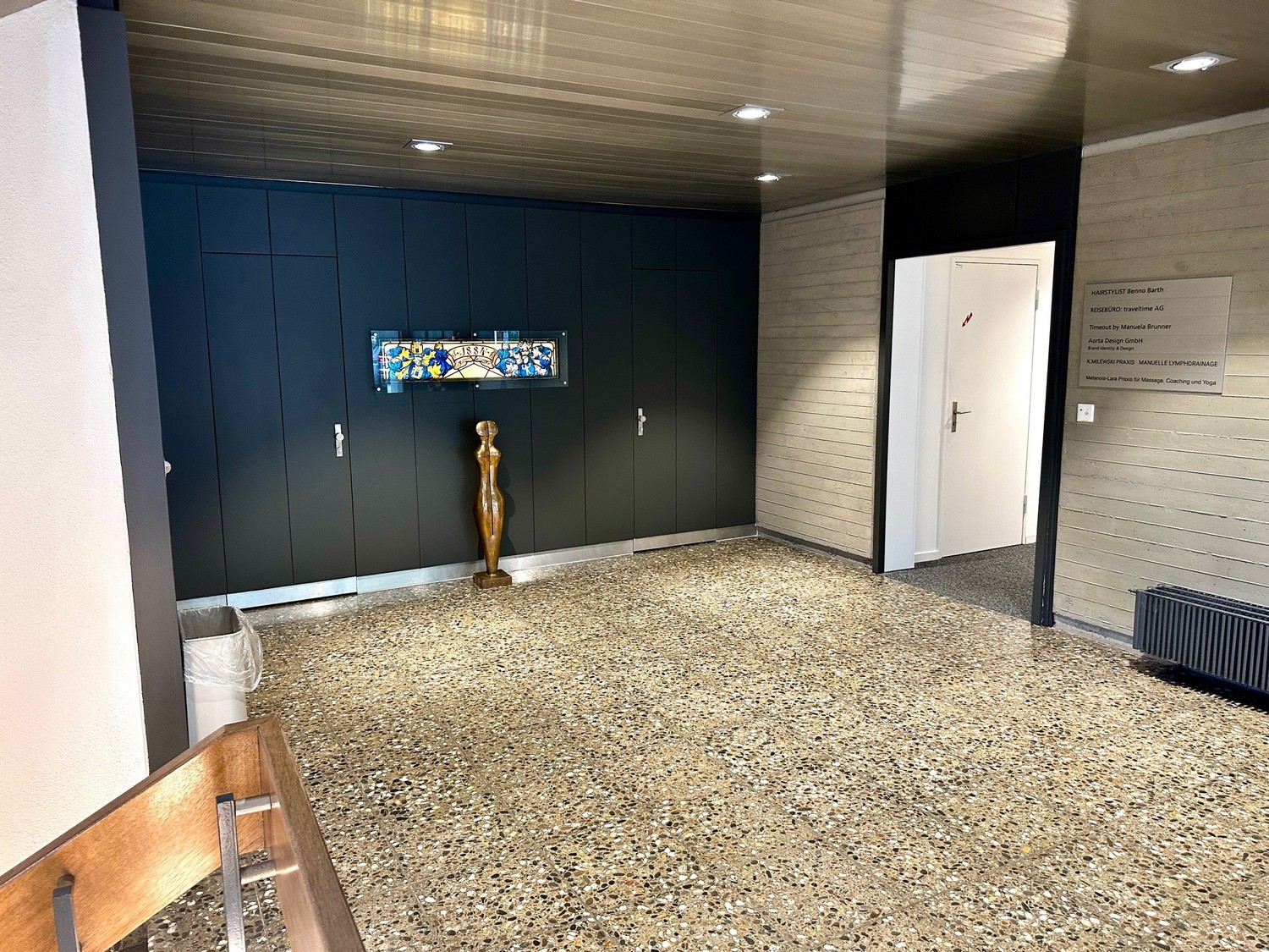 185m² commercial