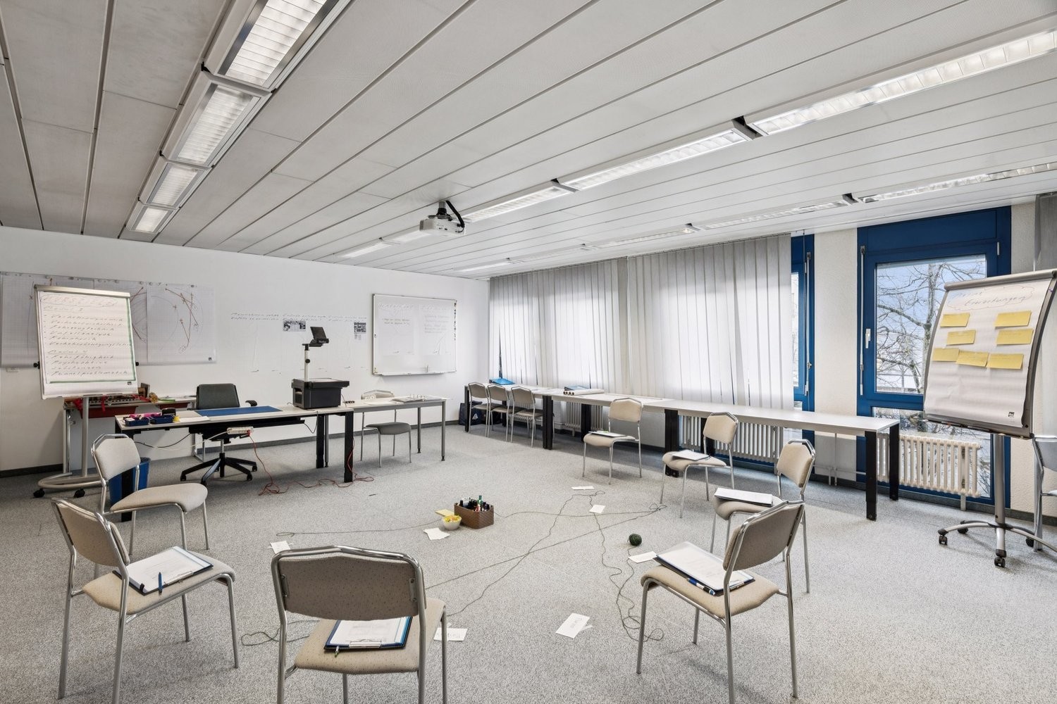 114m² office
