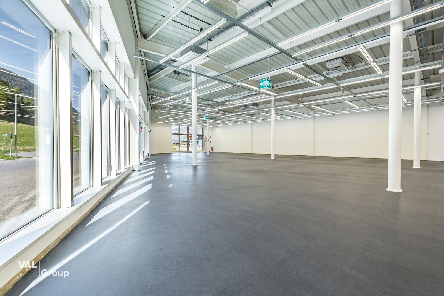 950m² commerciale