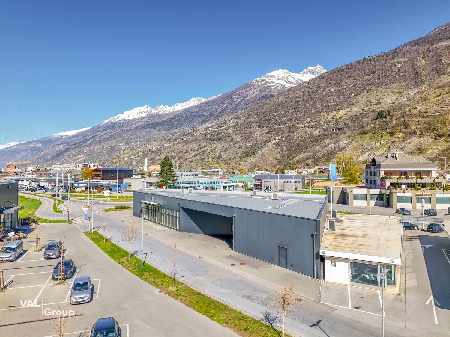 950m² commerciale
