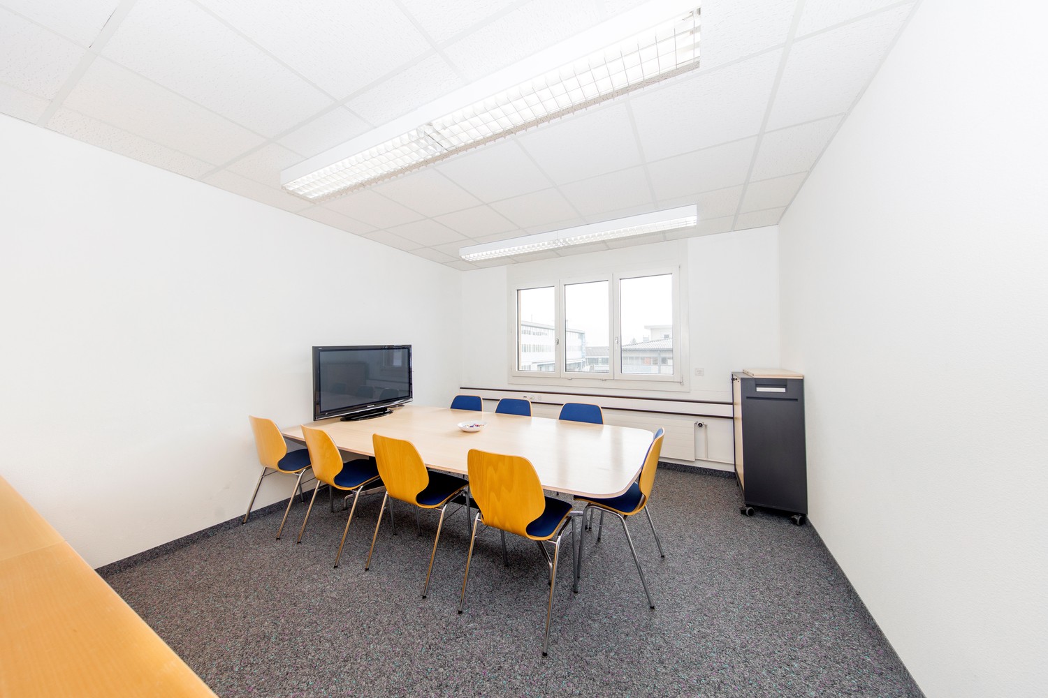 125-125m² office