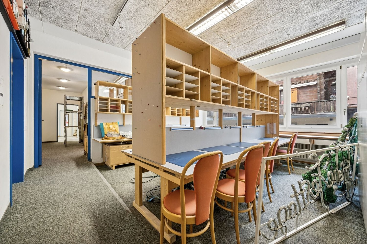 1006m² commercial