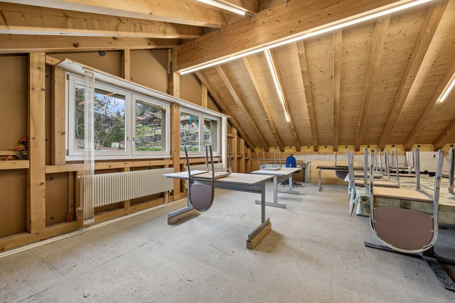 1006m² commercial