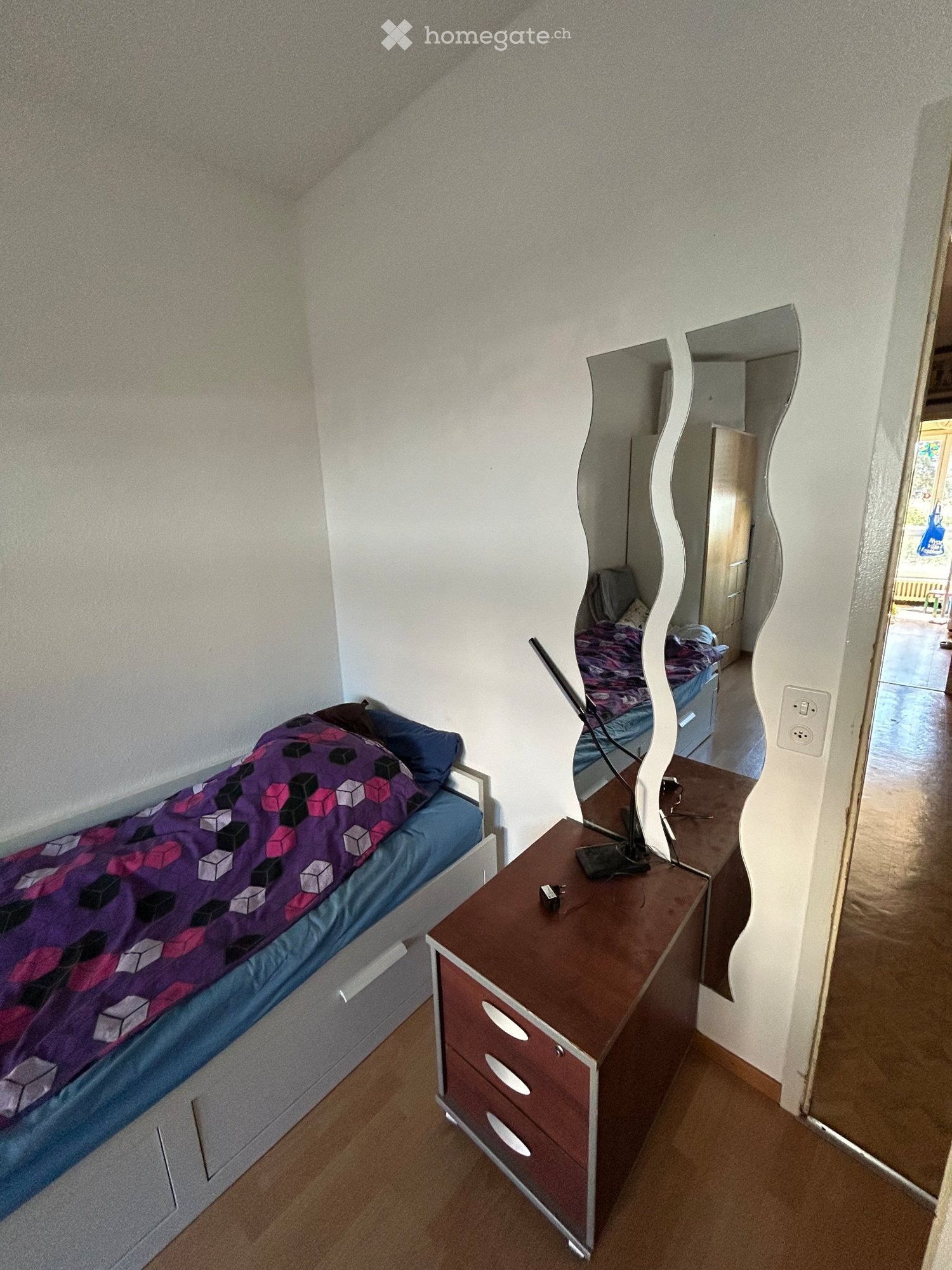 1 room single room