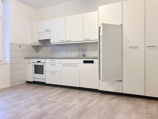6 rooms apartment