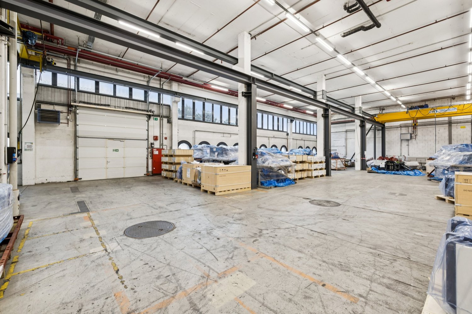 755m² oggetto industriale