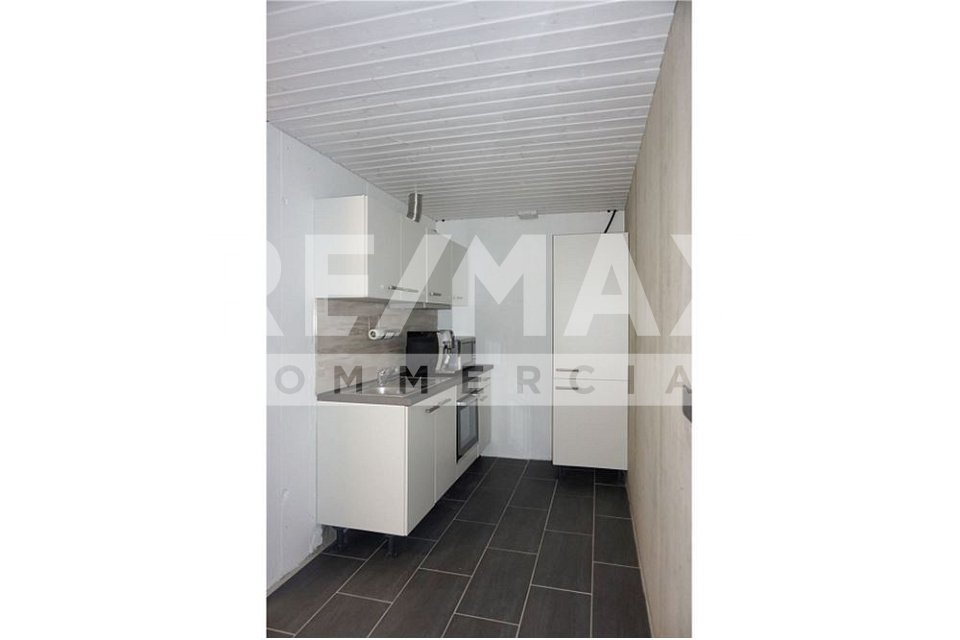 200m² commerciale