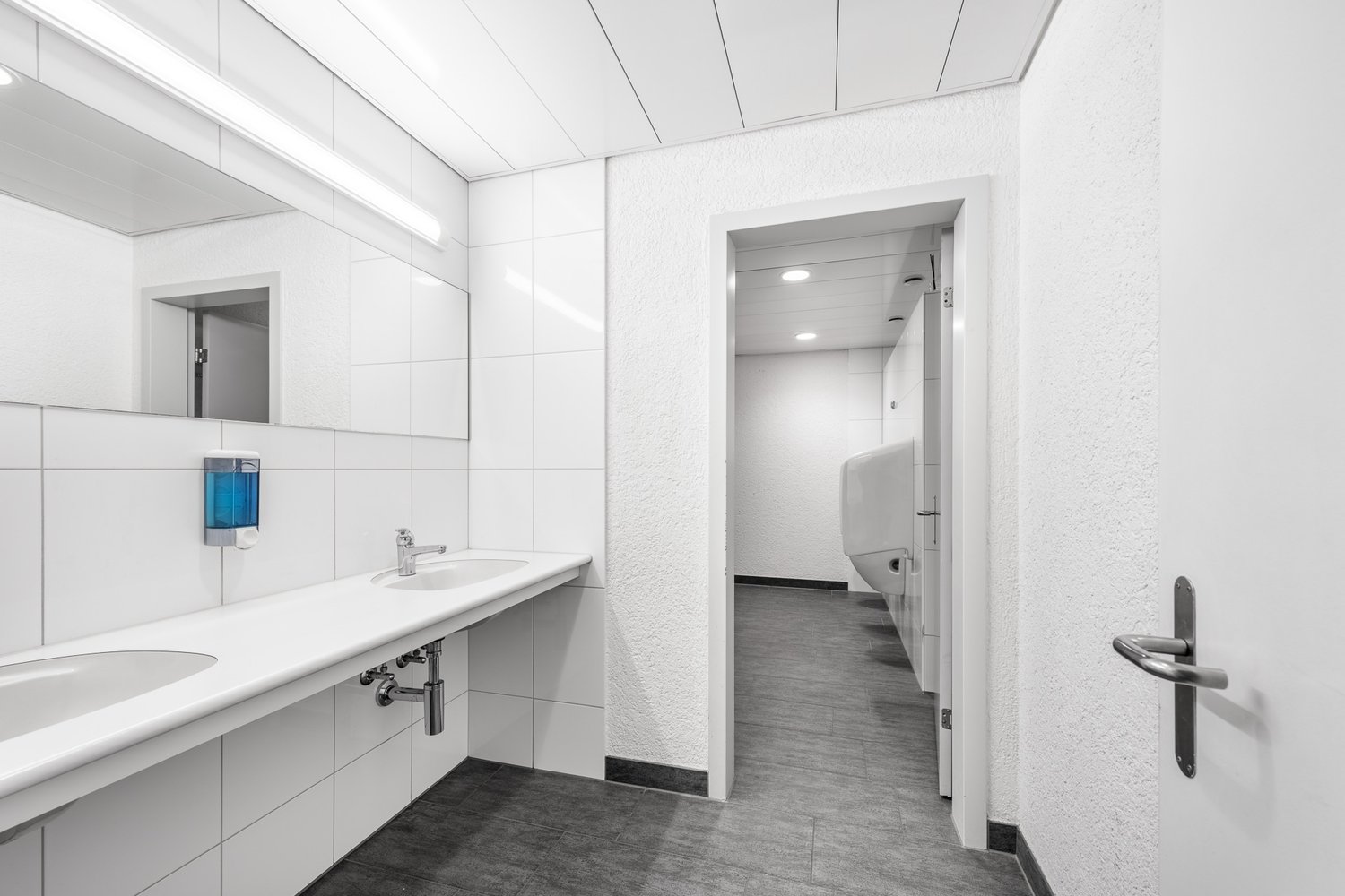 26m² office