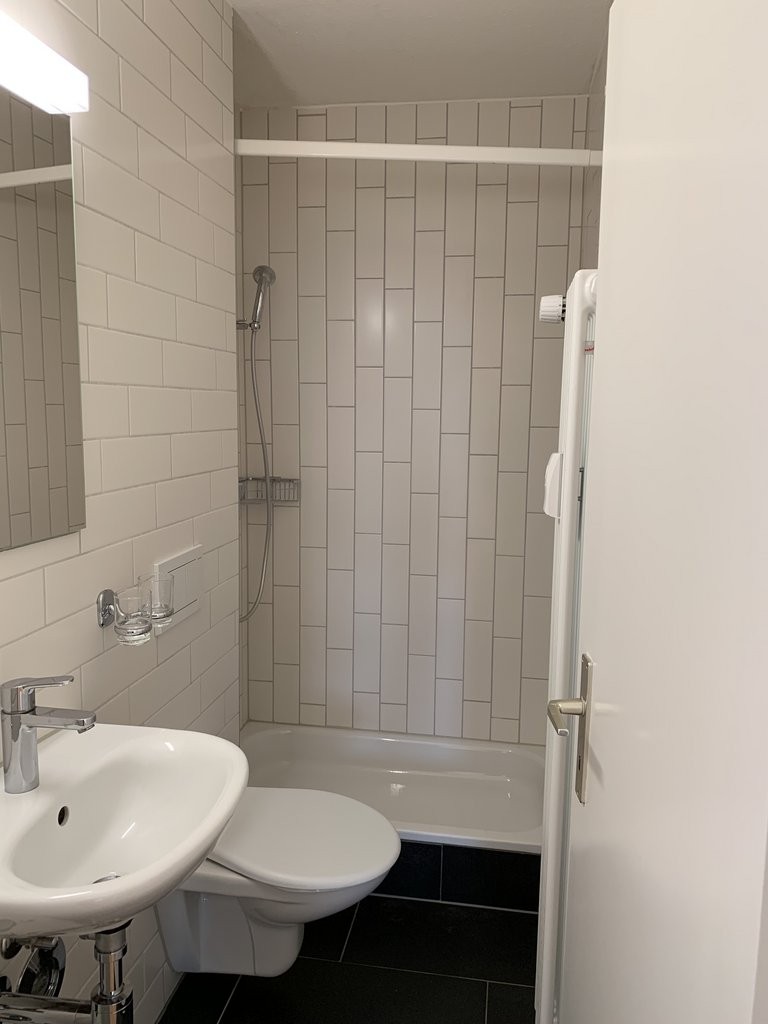 5 rooms apartment