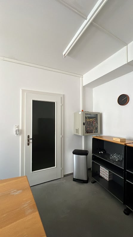 16m² office