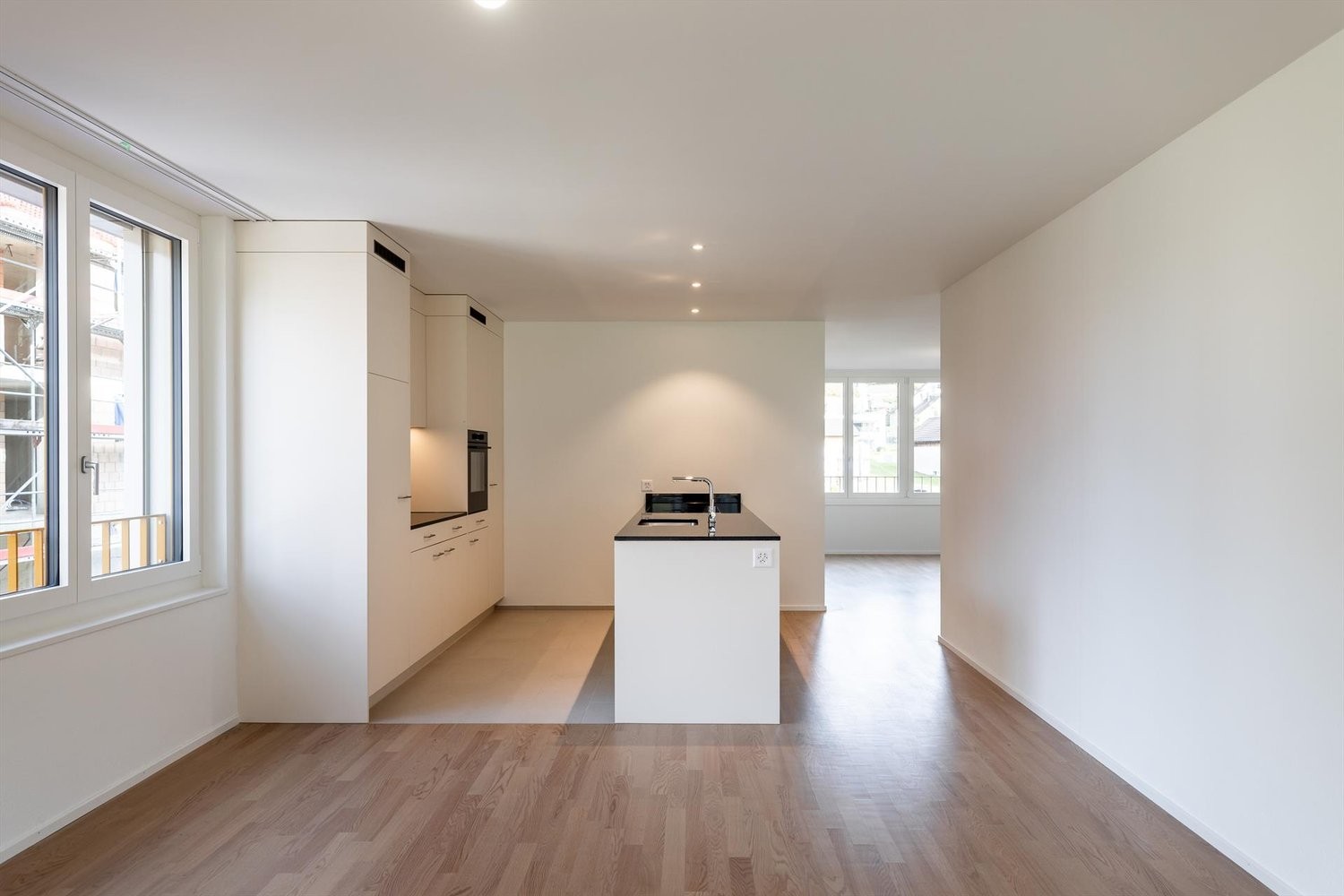 Appartamento di 4 ½ locali","description":"Moderno appartamento di 4.5 locali in un nuovo edificio - prima occupazione in posizione centrale a Neu St. Johann

In Toggenburgerstrasse 17 a Neu St. Johann, affittiamo con effetto immediato un attraente appartamento di 4.5 locali al 2° piano di un nuovo 