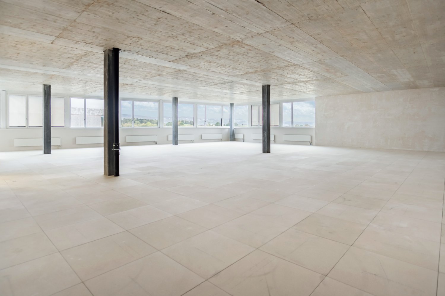 218m² office