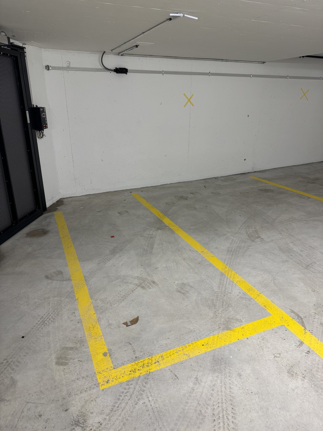 Underground slot