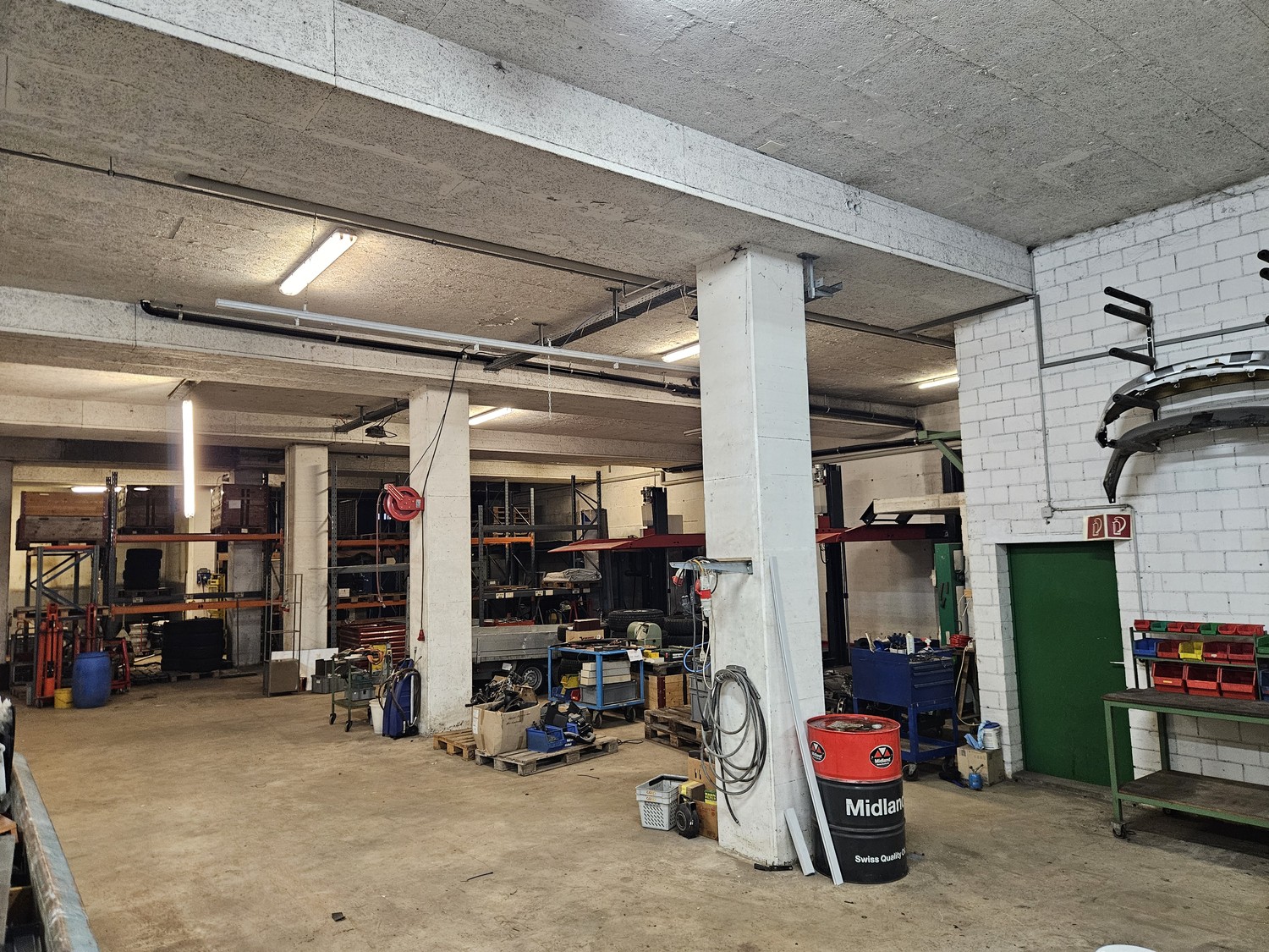430m² commercial
