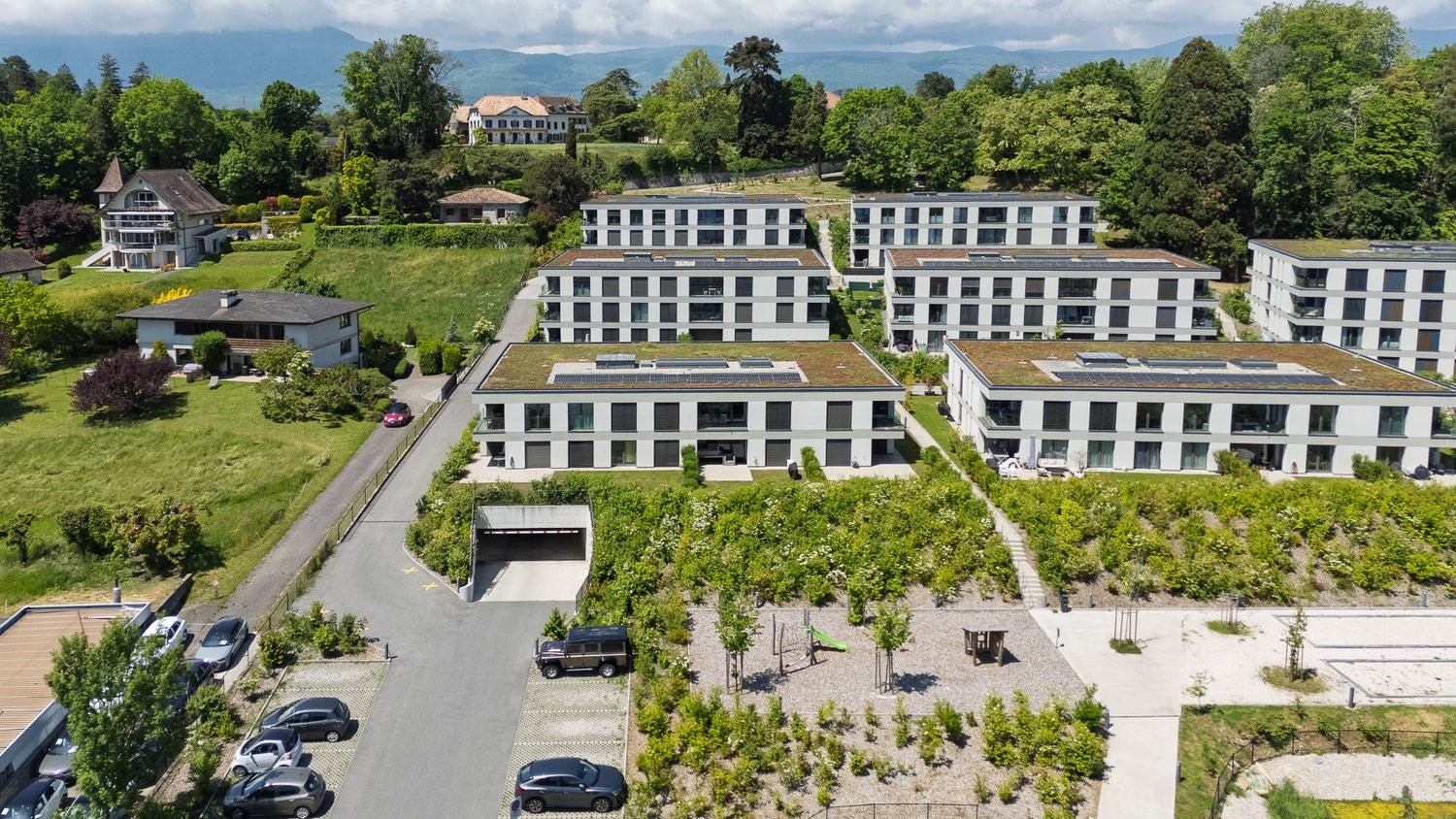 Underground slot
