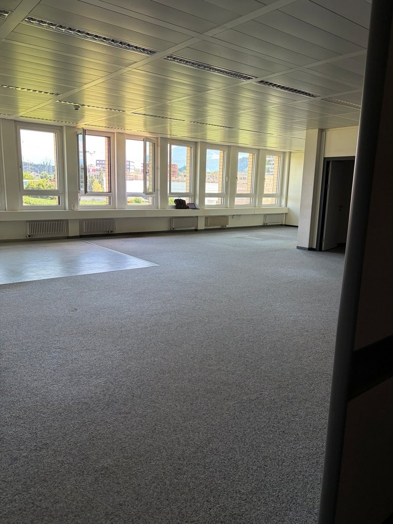 160m² bureau