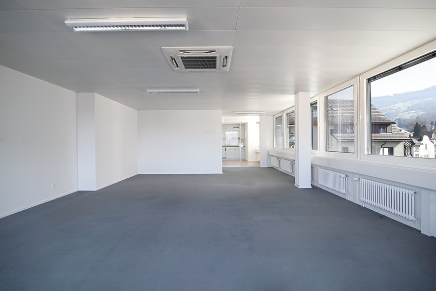 92m² office