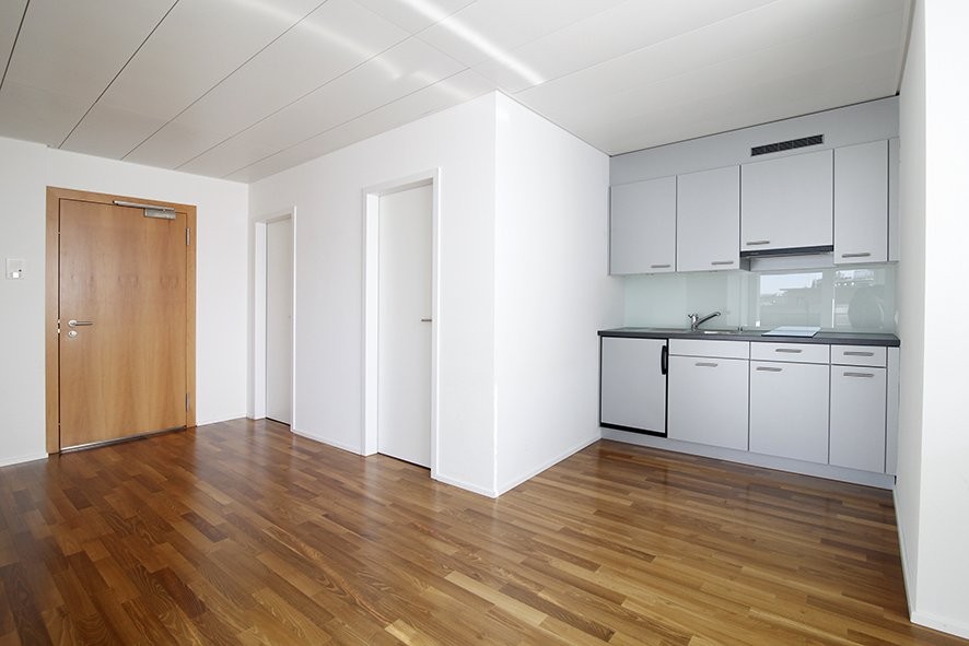 92m² office