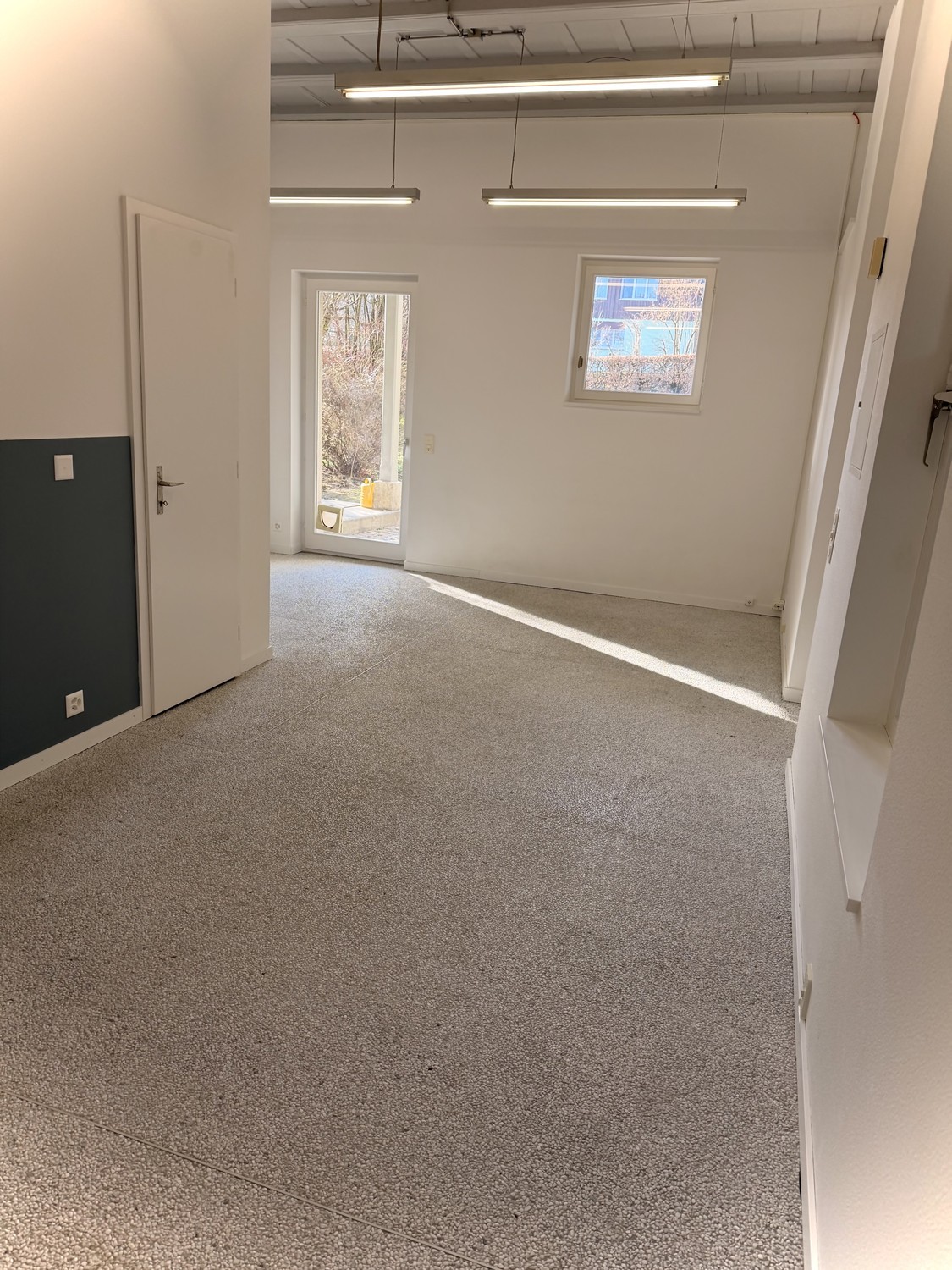 30m² office