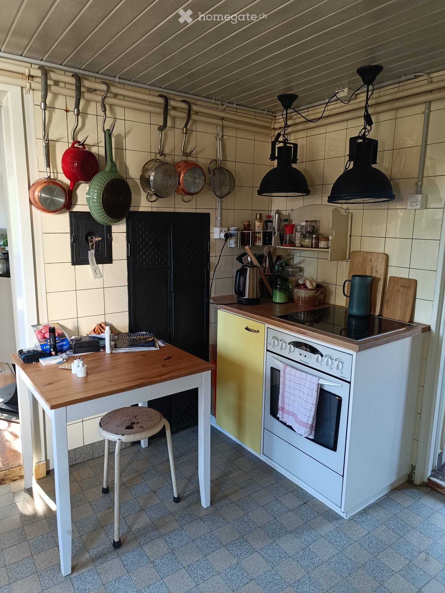 1 room single room