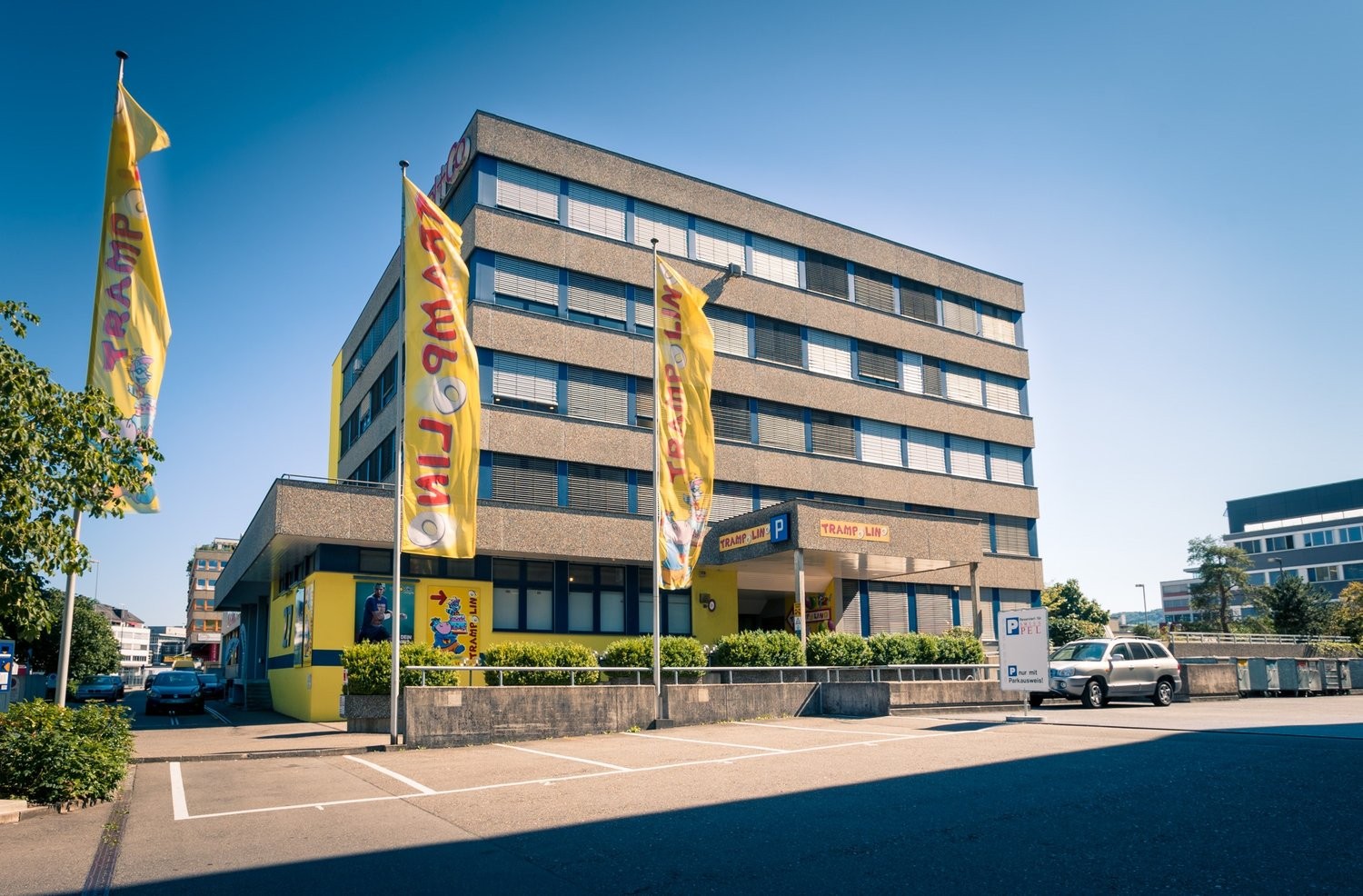 449m² commercial