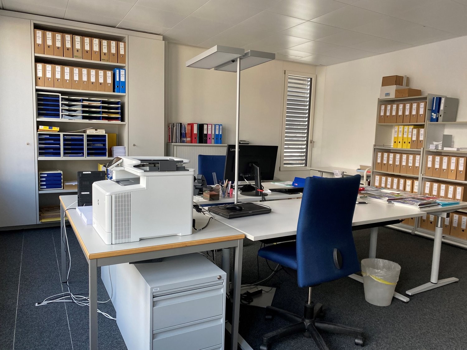 180m² office