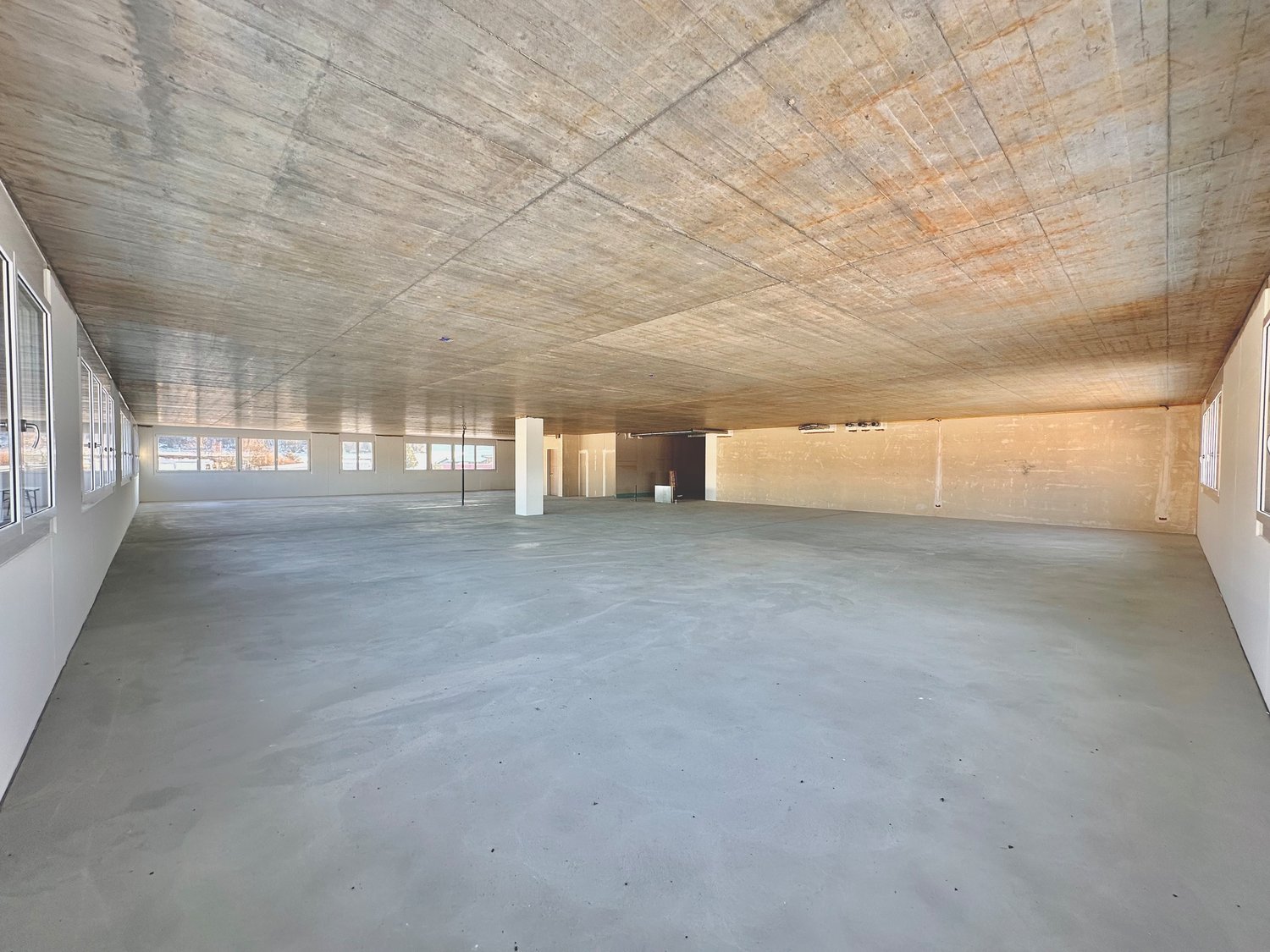 451m² commerciale