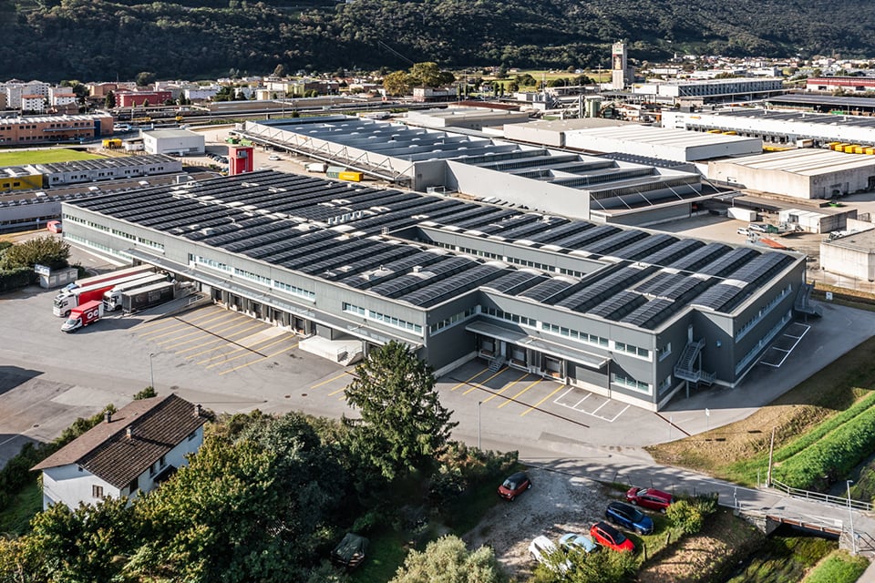 784m² industrial object