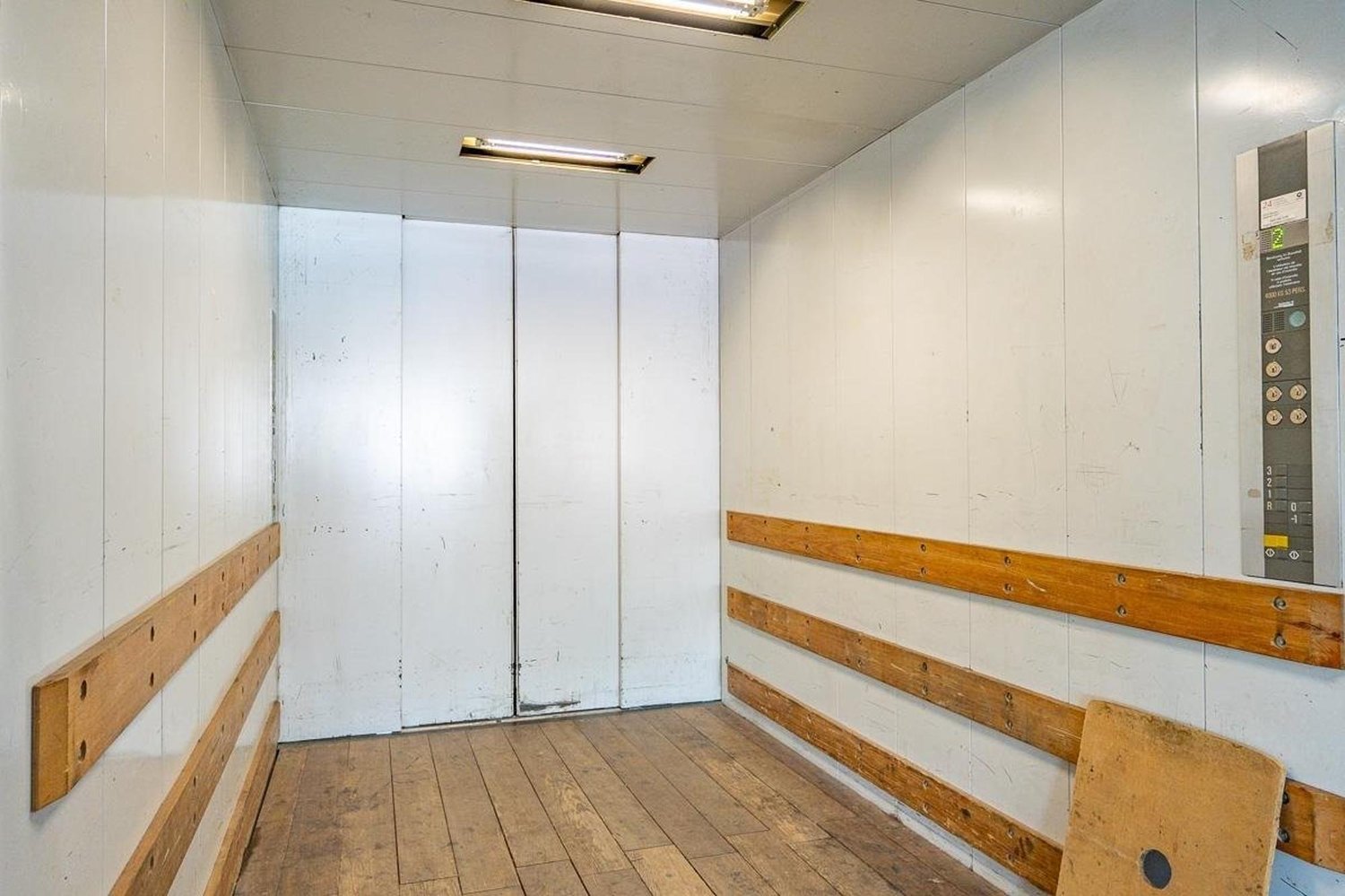 1532m² commercial