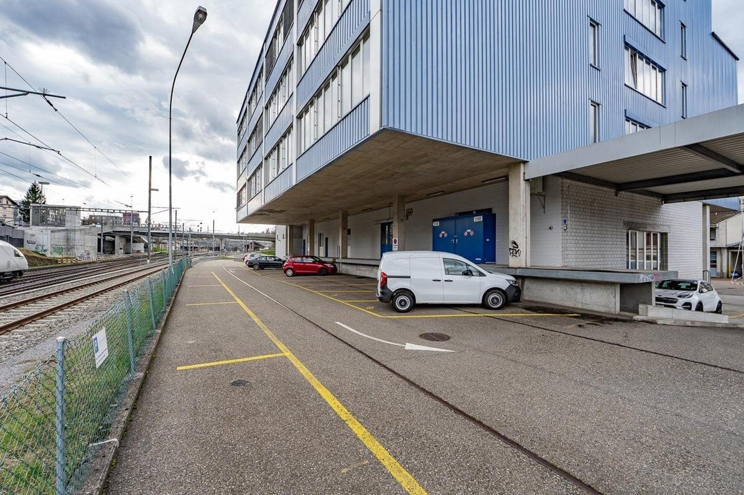 1532m² commercial