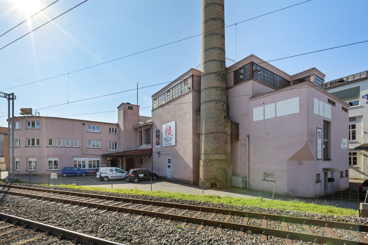 522m² commerciale