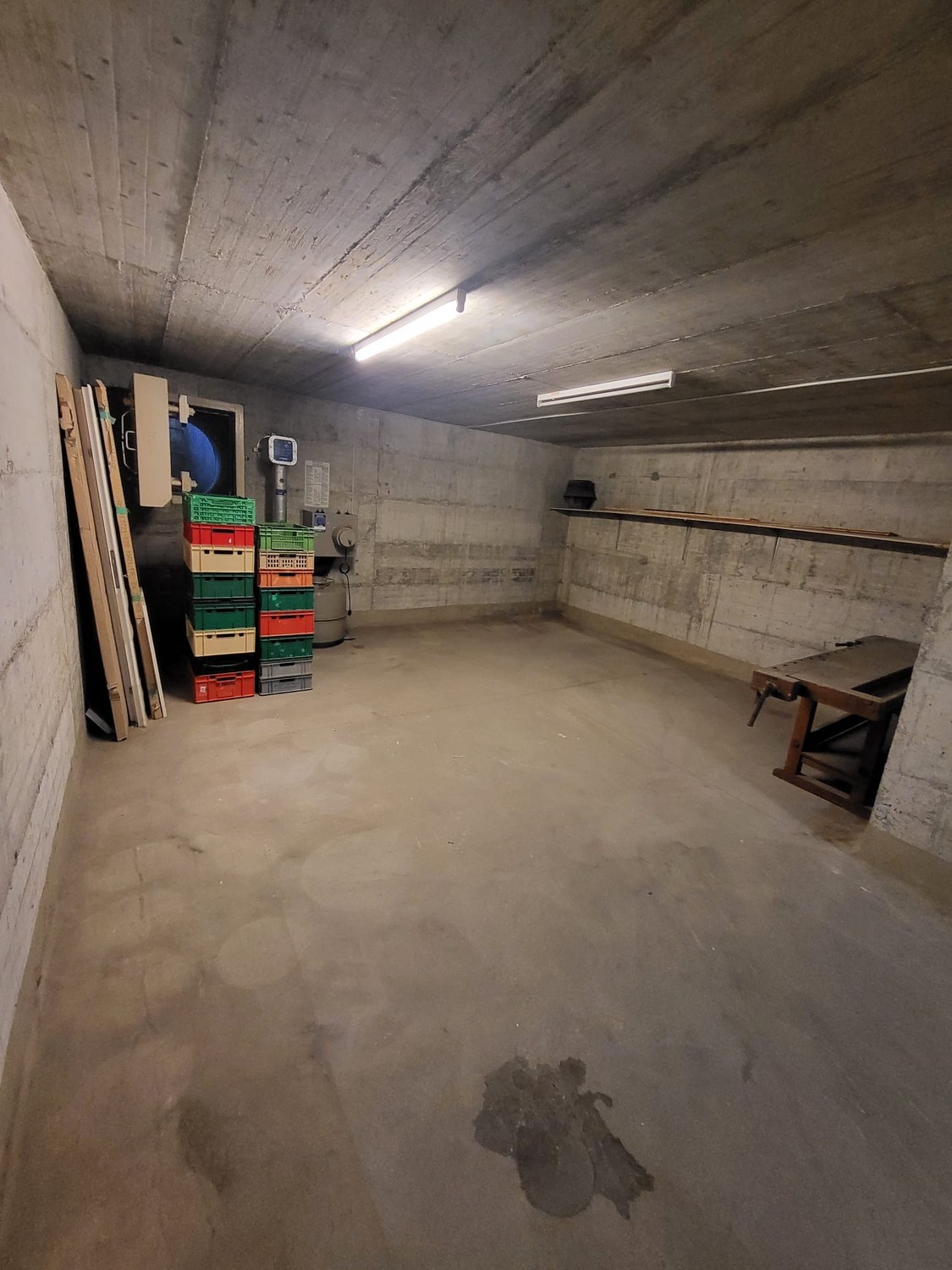 90m² commerciale