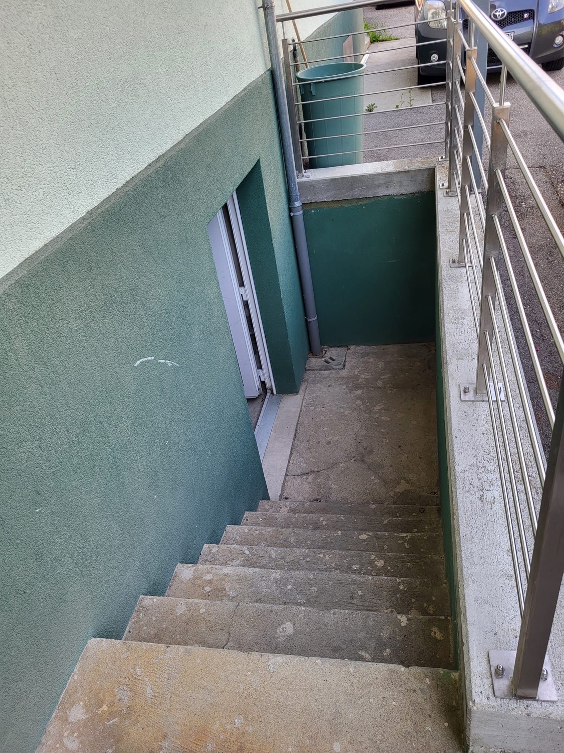 90m² commerciale