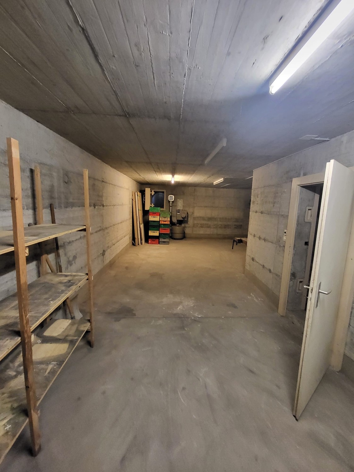 90m² commerciale