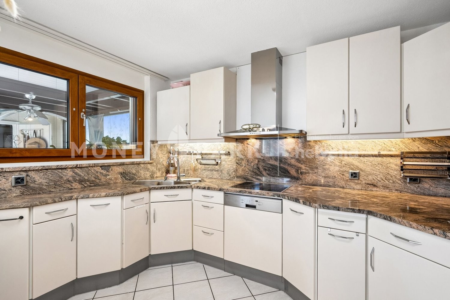 6 ½ rooms single house