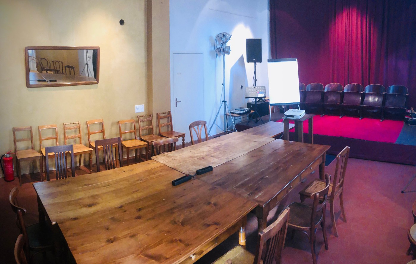 155-183m² commercial