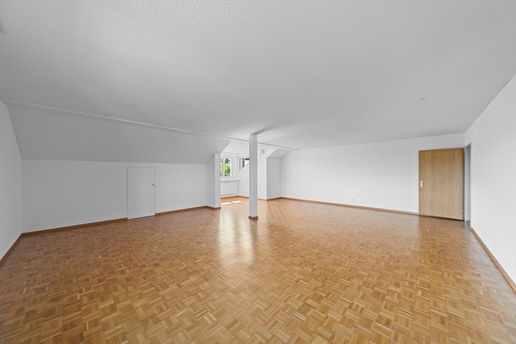 5 ½ rooms attic flat