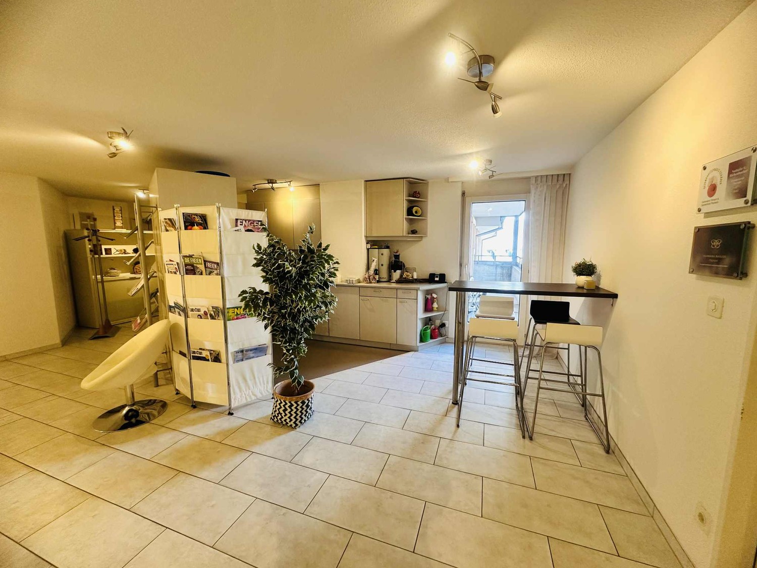 28m² office