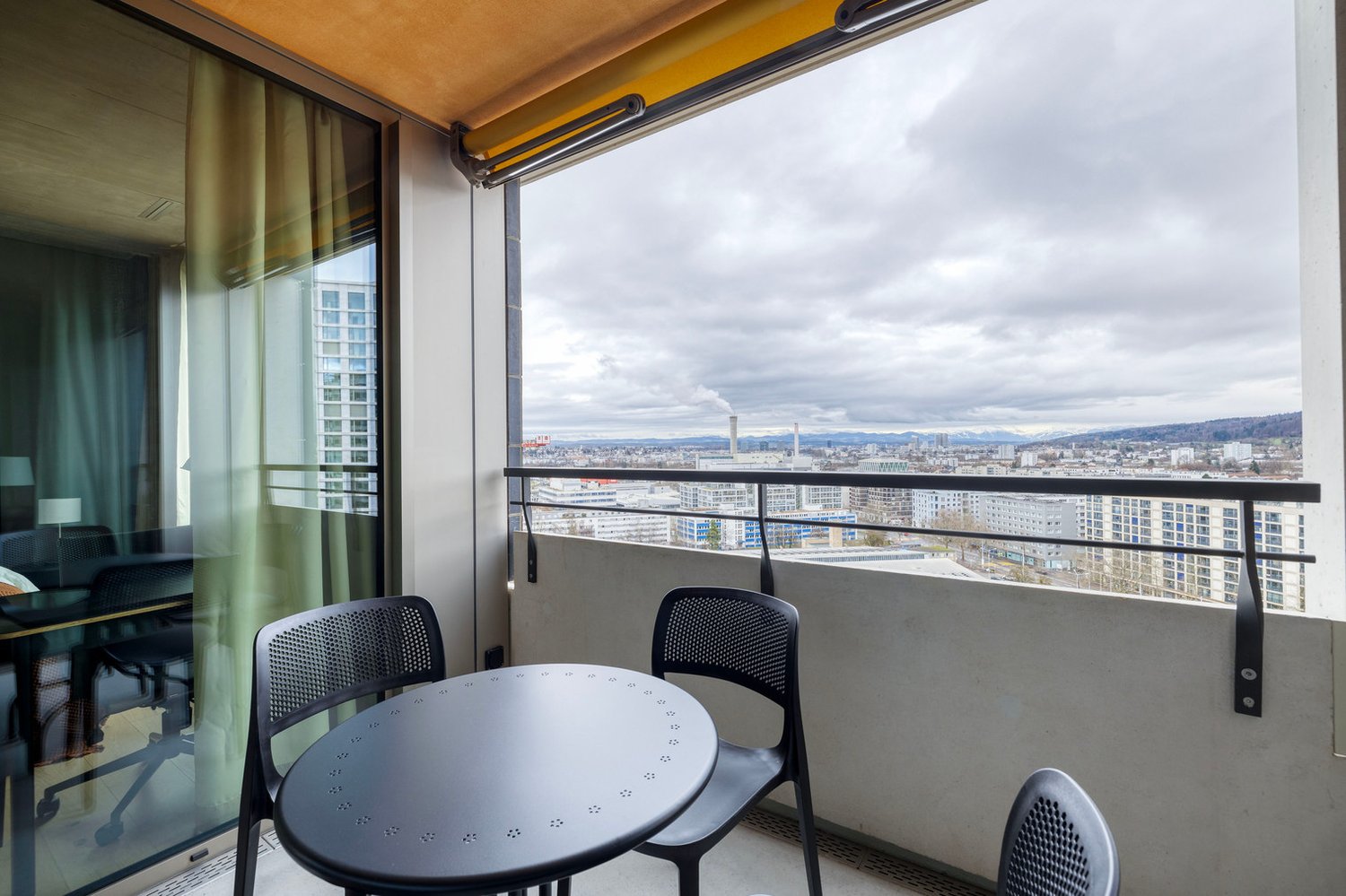2 ½ rooms furnished flat